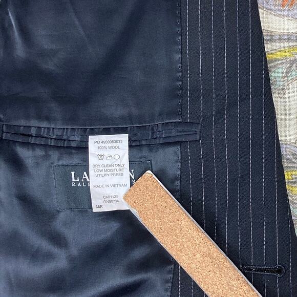 Ralph Lauren Men's Black Label Slim 2 Button Black Pinstripe Wool Blazer 38R - Picture 6 of 12